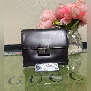 Gucci Deep Brown/ Black Leather Wallet with Push Silver Clasp